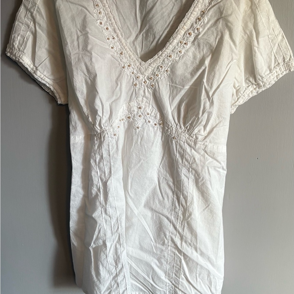 Oh! Mamma White V-Neck Blouse